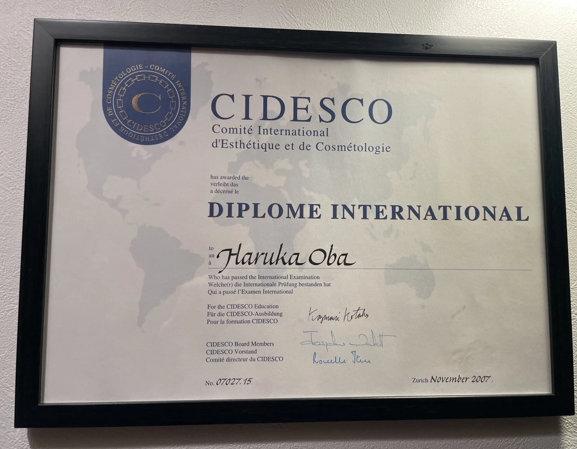 CIDESCO-certified esthetician providing a Japanese facial in Osaka